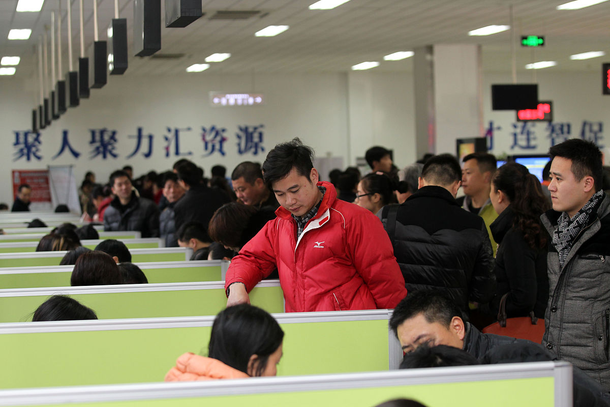 西部陆海新通道合同与招标问题现状写一篇五千字论文