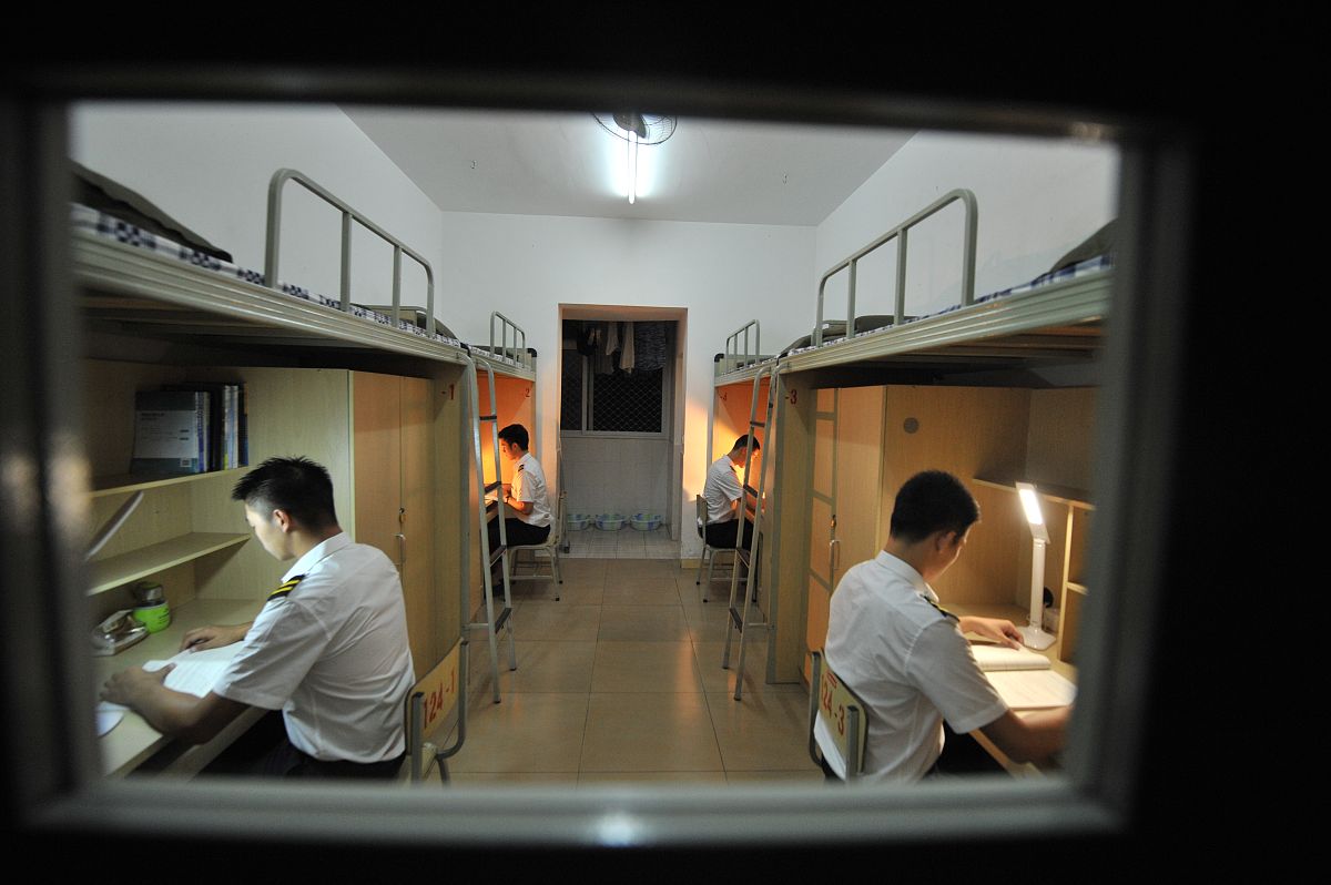 成都航空学校宿舍条件怎么样？住宿环境大揭秘！