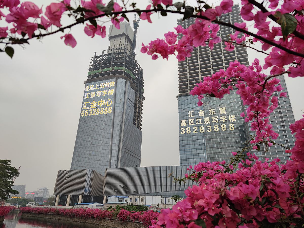 请改正以下文字中的错别字n2023年我县固定资产投资计划增长12；其中省市重点项目省市重点项目完成投资205亿元。1-2月我县预计完成固定资产投资5n亿元全部为续建项亩完成投资5亿元同比增长179其中省市重点项目1个预计完成投资06亿元投资完成率29。1-3月我县预计完成固定资产投资183亿元24个续建项目完成投资1774亿元5个新开工项目完成投资056亿元同比增长13；其中省市重点项目预计完成投资55亿元。