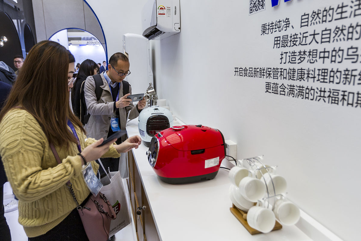 2019年3月15日,上海,awe2019中国家电消费电子展,大宇电饭煲.