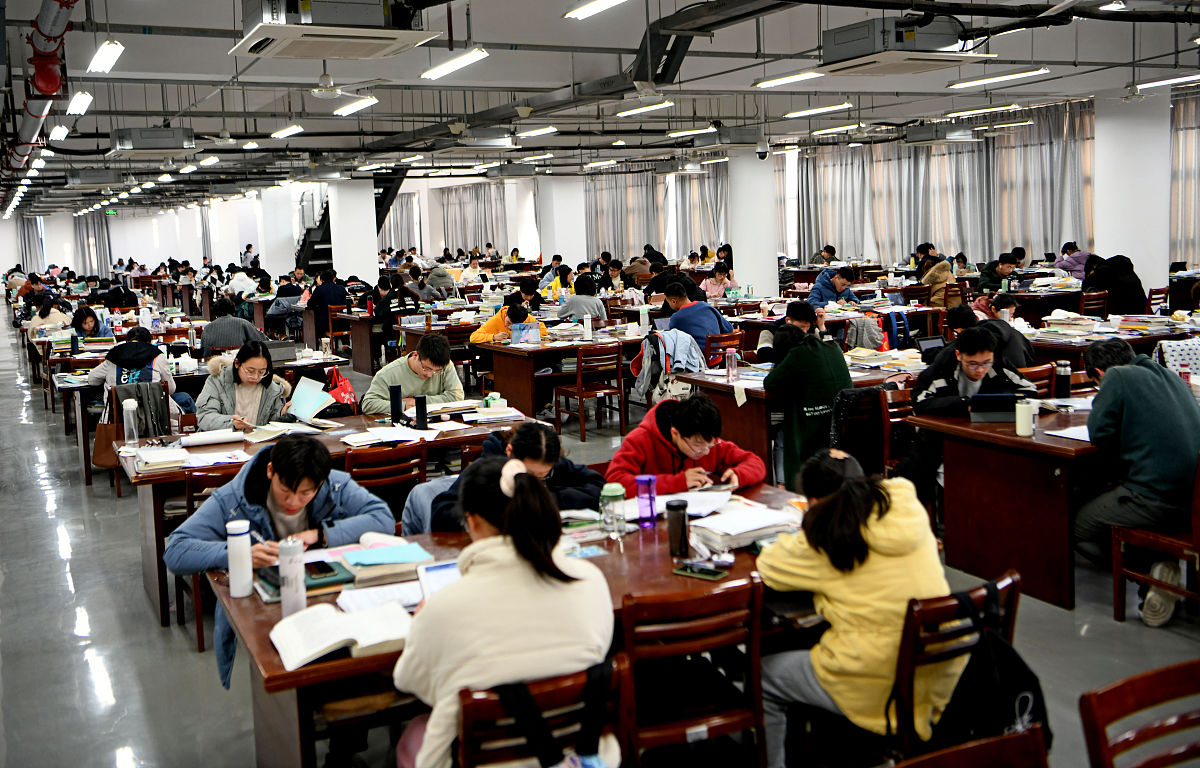 2022年安徽理工学院招生简章 - 报考指南及专业介绍