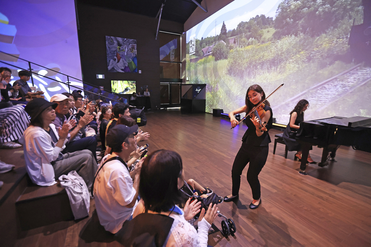 以如何在音乐领域中建立自己的团队？为题写一篇700字文章