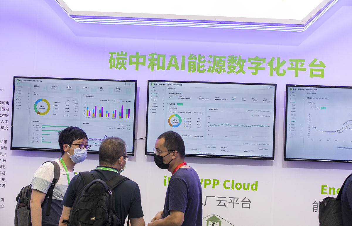 极简信息技术学校教学与培训感言 - AI语音助手