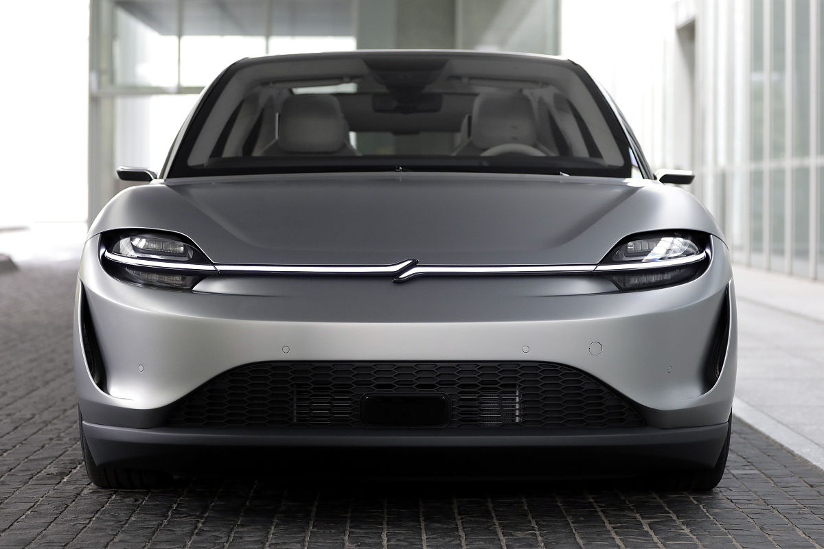 当地时间2020年8月7日,日本东京,索尼公司在总部举行vision-s电动汽车