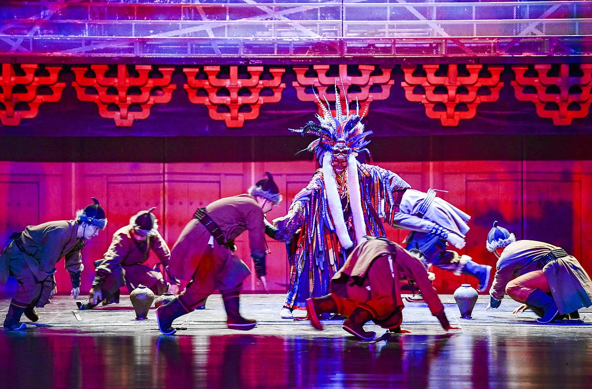 2020年7月31日,演员在大型史诗情景剧《契丹王朝》中表演.
