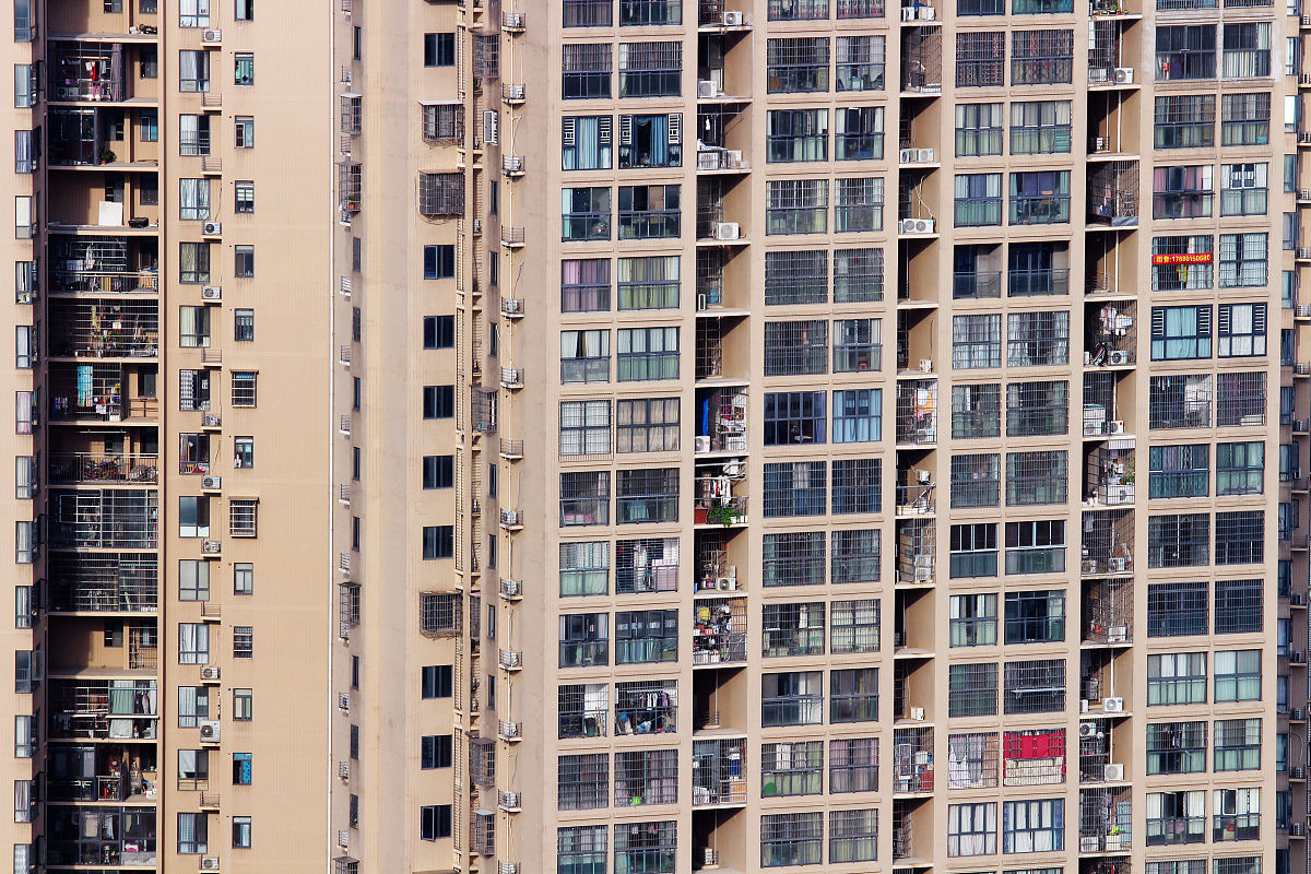 如果从15楼扔东西到16楼算是高空抛物吗？