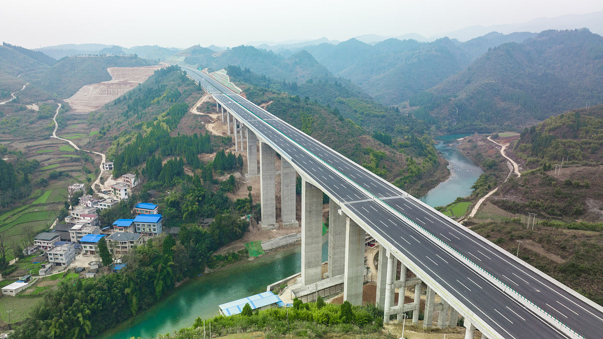 贵州铜仁桥梁工程专业承包二级资质新办及转让指南