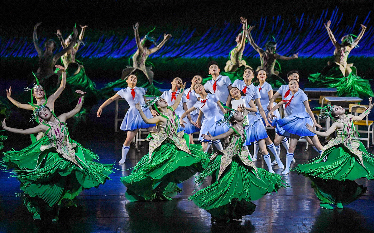 忻州飞天艺术职业学校2021年专业设置：视觉传达、动画、音乐、舞蹈