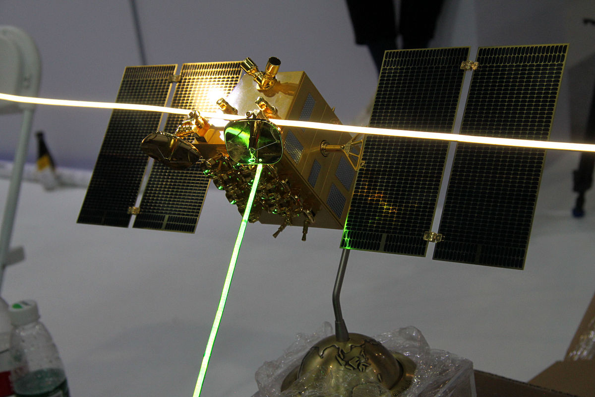 如何计算引力波探测器的空间定位误差大小