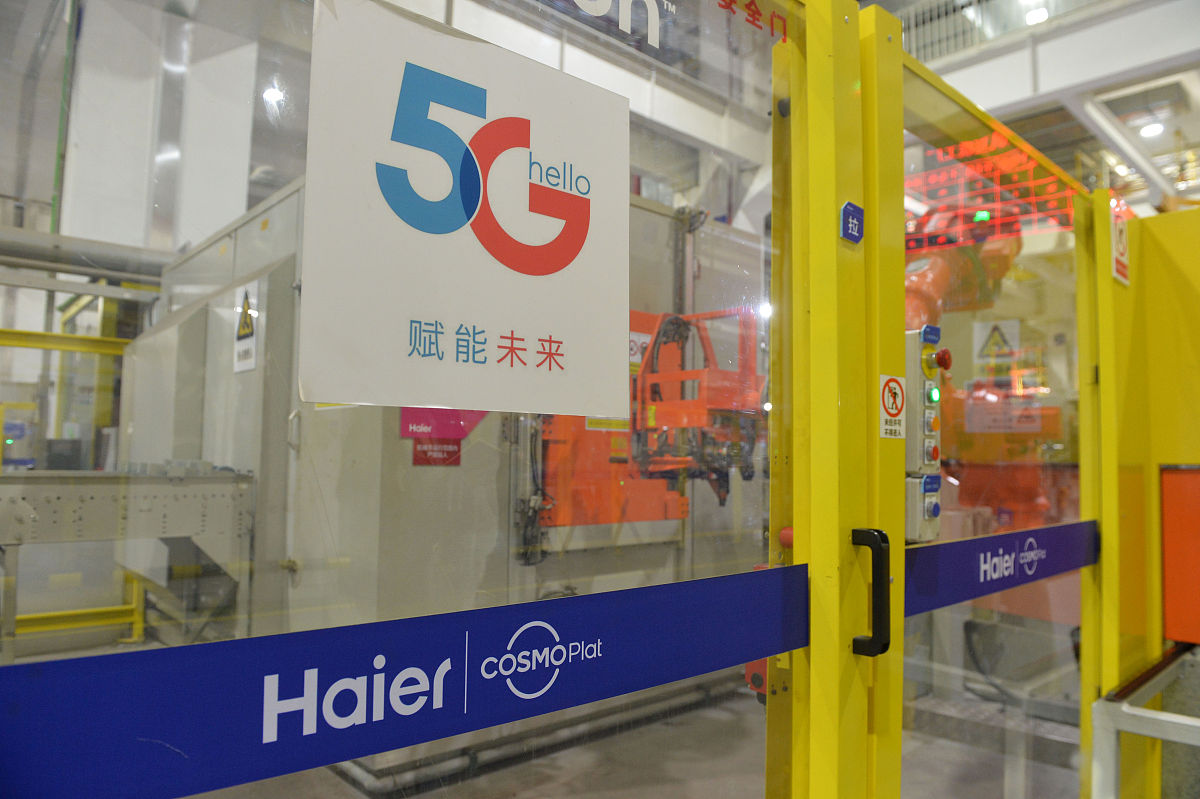 论述海尔洗衣机应该提升产品智能化水平的方法不少于500字论述中不能抄袭他人观点和概念。