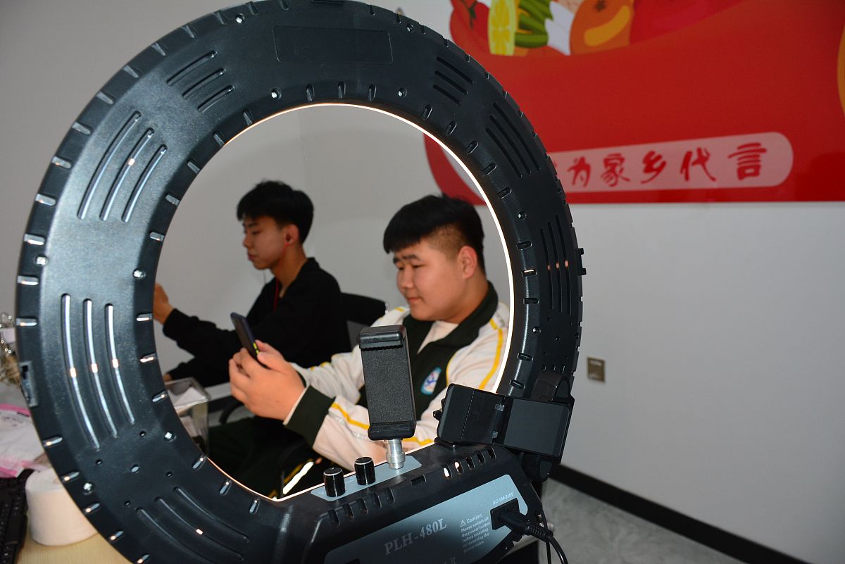 高邑县职教中心2022年招生专业有哪些？ - 高邑县职教中心专业选择指南