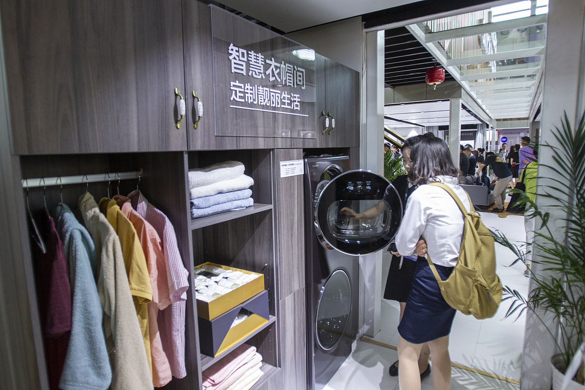 分析海尔公司活动背景促销策略及效果分析并给出品牌的促销优化建议。700字