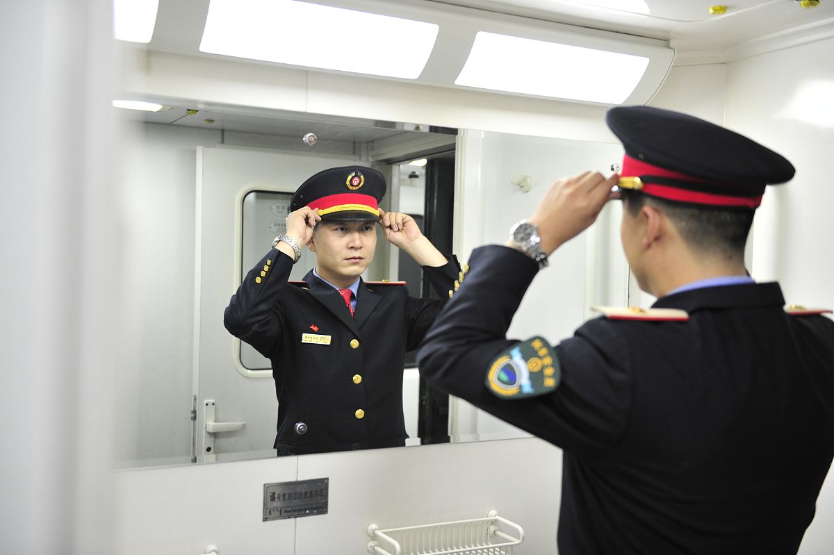 客运与高铁运输管理：提升服务质量与安全性的关键