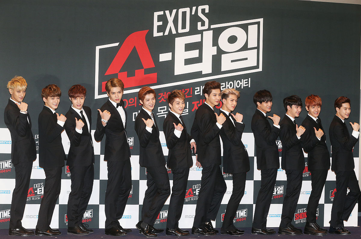 在最新的 ExoPlayer 2185 版本中 ExoPlayerBuilder 中的 AnalyticsCollector 怎么获取