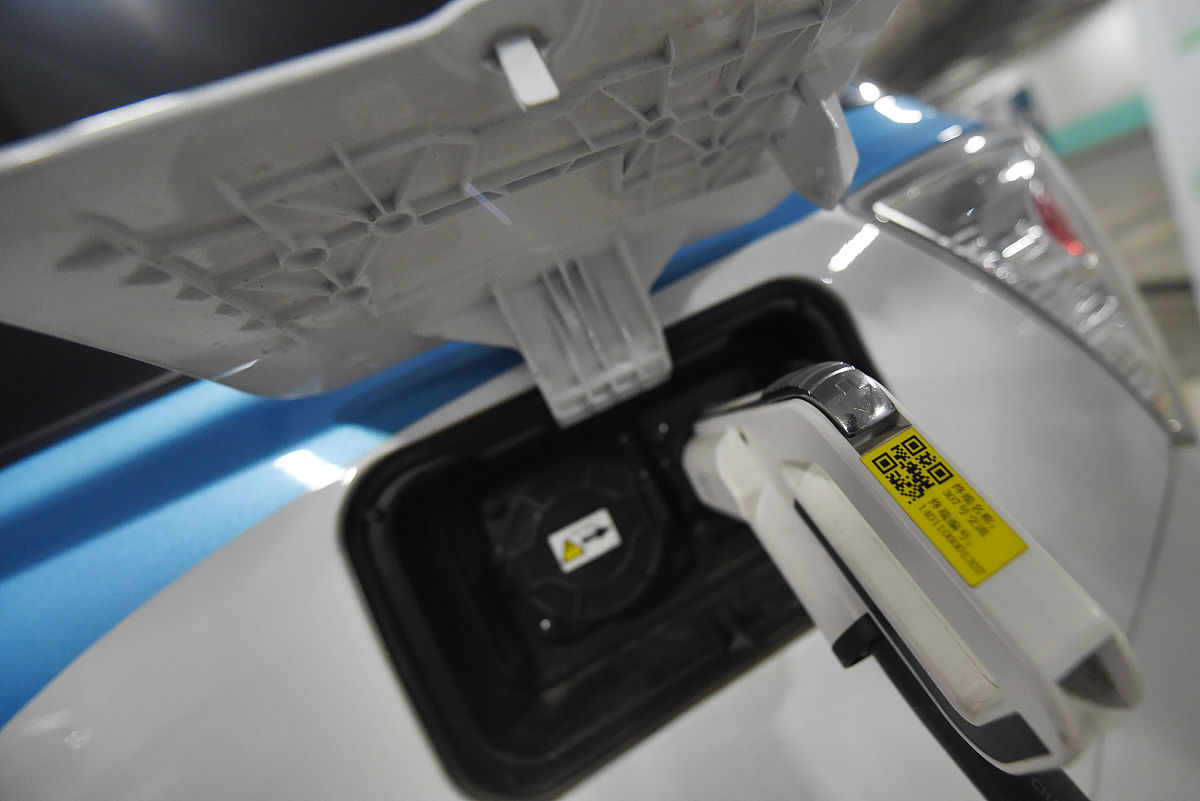 自転車用テールライト：自動モードと手動モード - 安全運転を確保