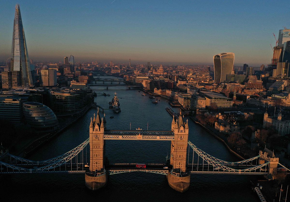 当地时间2022年1月14日,英国伦敦,英国政府的污染预测网站建议,英国南