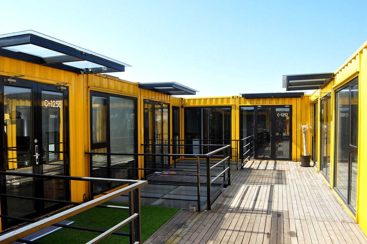 济南创高集装箱咖啡店：独特户外空间，品味生活之美