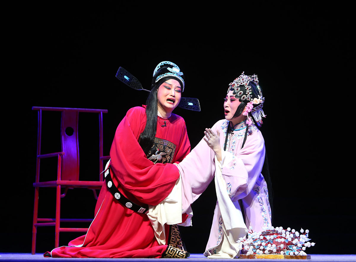 2021年6月30日,西安,第三十届梅花奖得主杨升娟演出秦腔历史剧《周仁