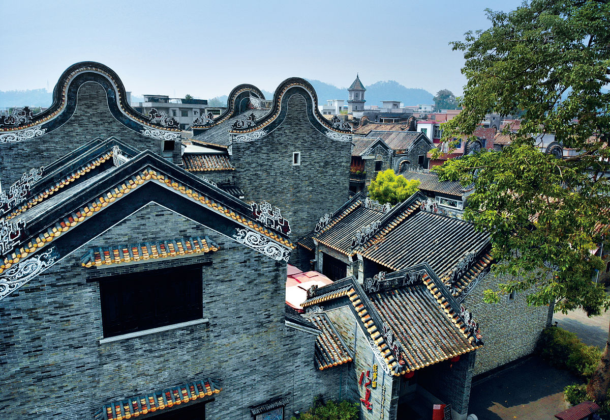 广东锅耳屋建筑风格：典雅传统与现代融合