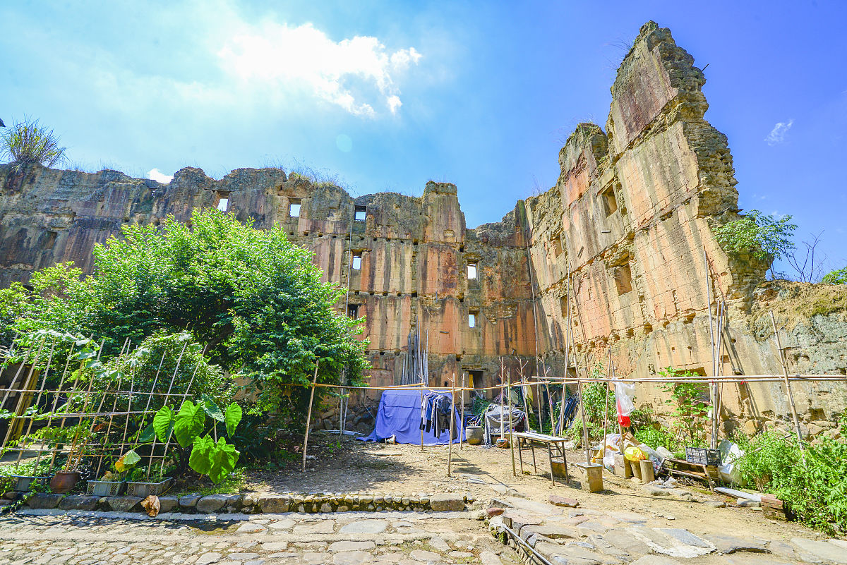 福建旅游攻略：探索宝藏景点，体验闽南风情