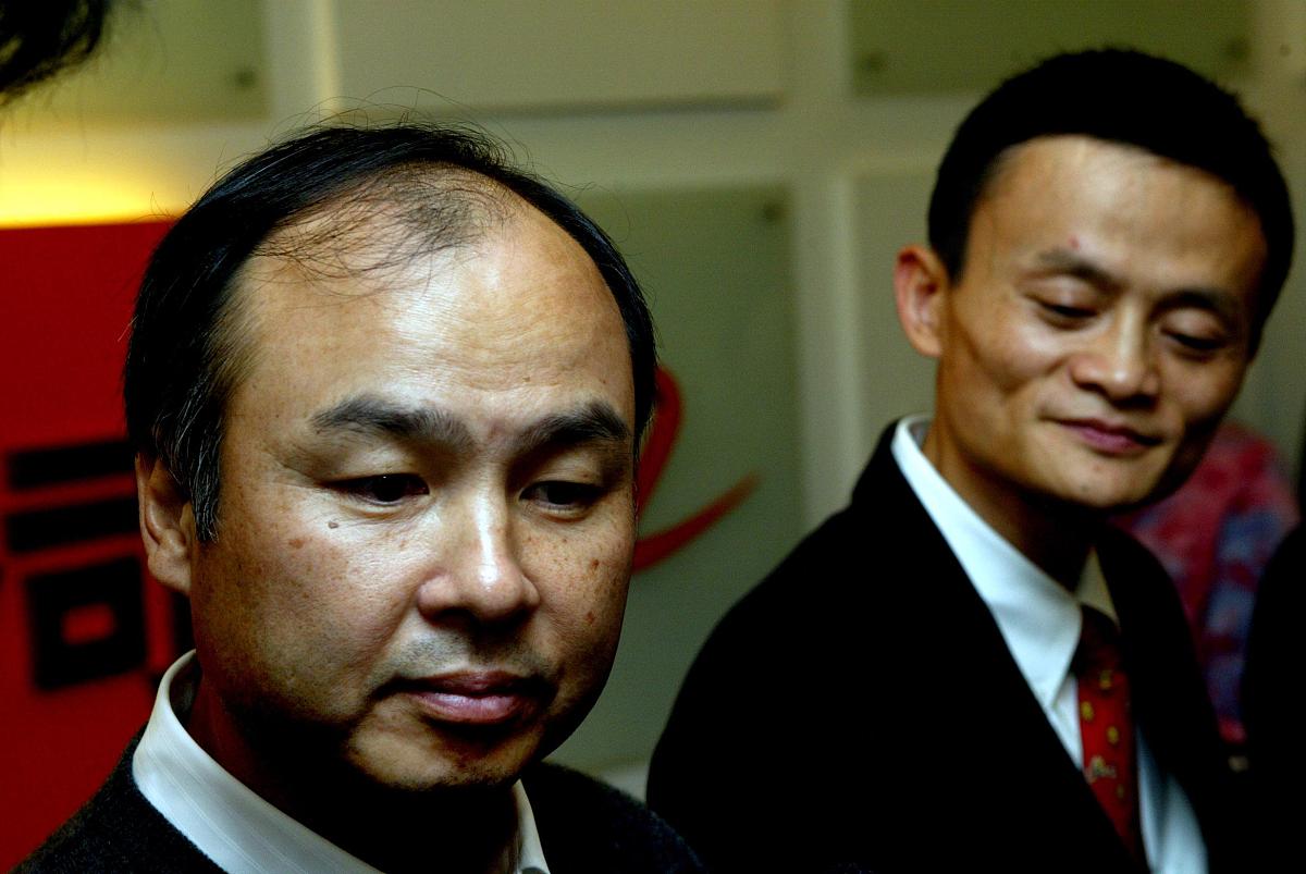 2003年11月3日,第四届西湖论剑大会开幕.孙正义参观阿里巴巴网站+++_+