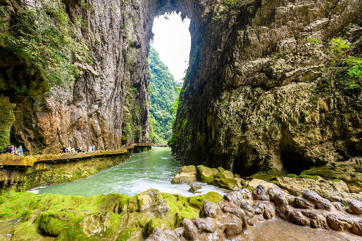 贵州高中毕业读什么中专学校？热门中专推荐及选择建议