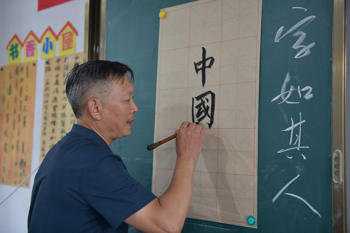 2021年湖南省中专学校一览：热门专业及发展趋势