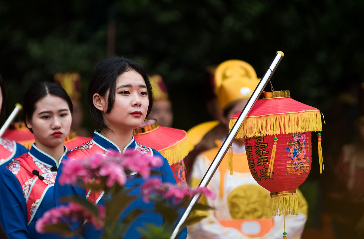 金堂卫生学校2019招生问答 - 专业、师资、学费、就业