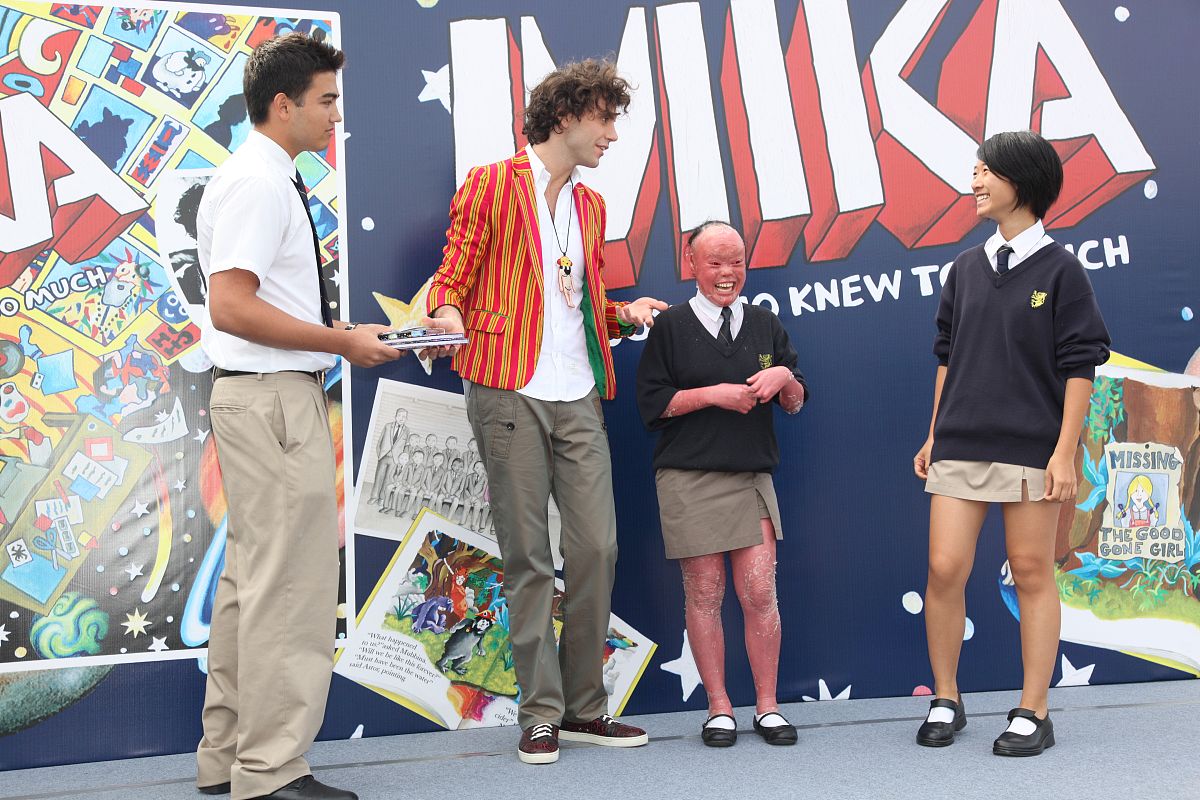 高一学生会副处长竞选发言稿：用真诚和能力服务同学