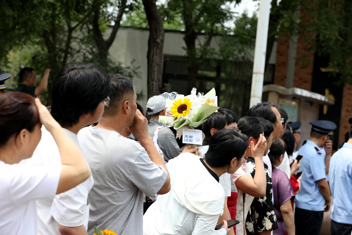 青海人姐姐离世，弟弟该怎么说话？