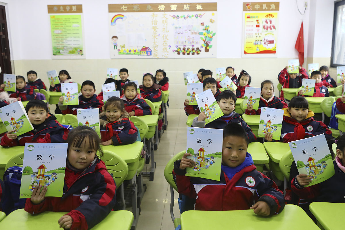 快乐成长乡村学校少年宫经历怎么写