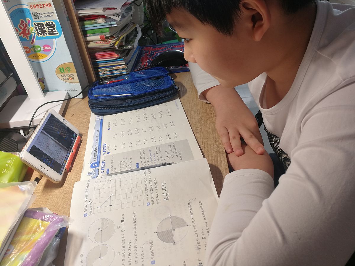 三年级孩子写作业卡壳怎么办？家长必备的应对策略