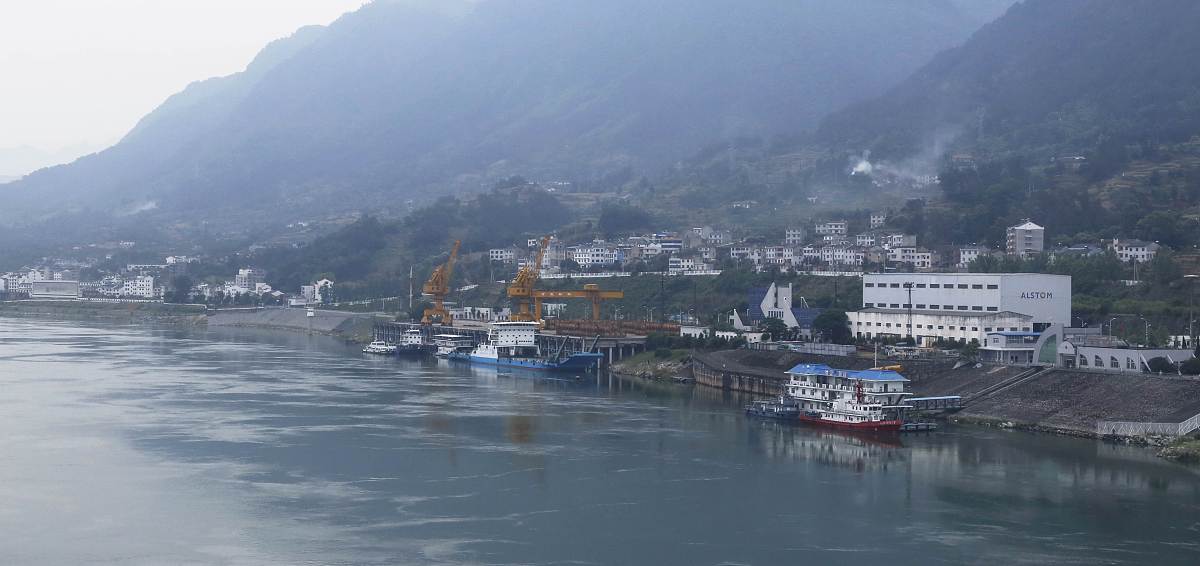 云南工商学院五年制大专2021年招生专业有哪些