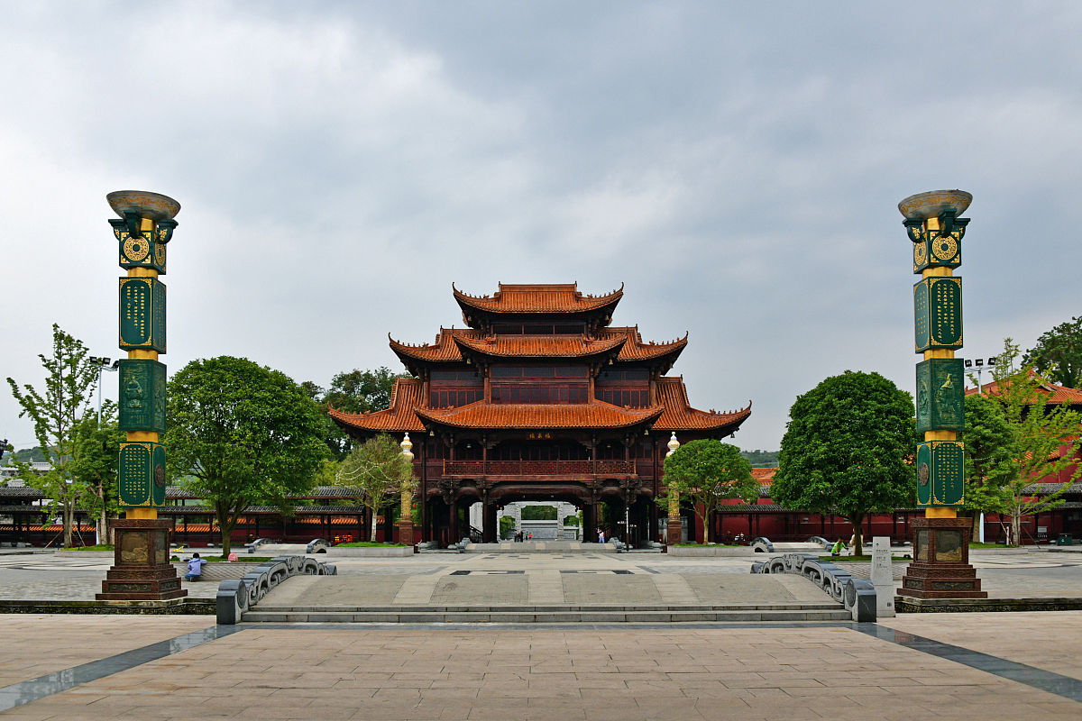 关于贵州福泉建筑总承包二级资质怎么新办及转让字数