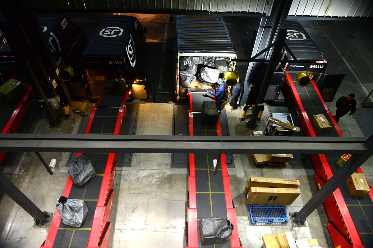 基于plc的物流自动分拣系统控制的毕业论文总结500字