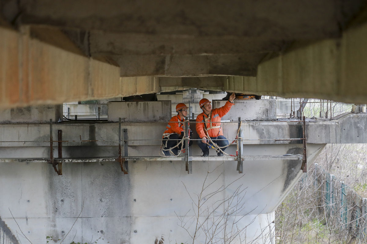 桥梁方向学生的施工实际实践内容6000字