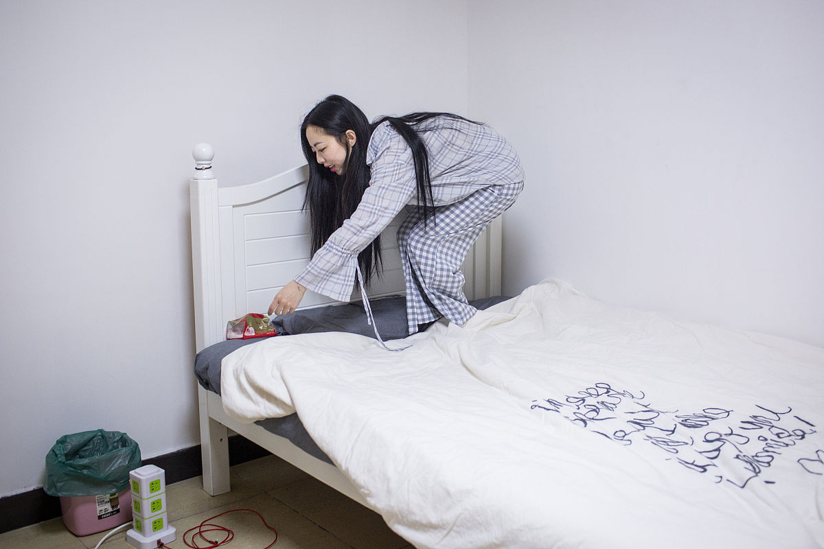 9年级毕业寄语：勇敢迈出人生第一步，开启精彩新篇章