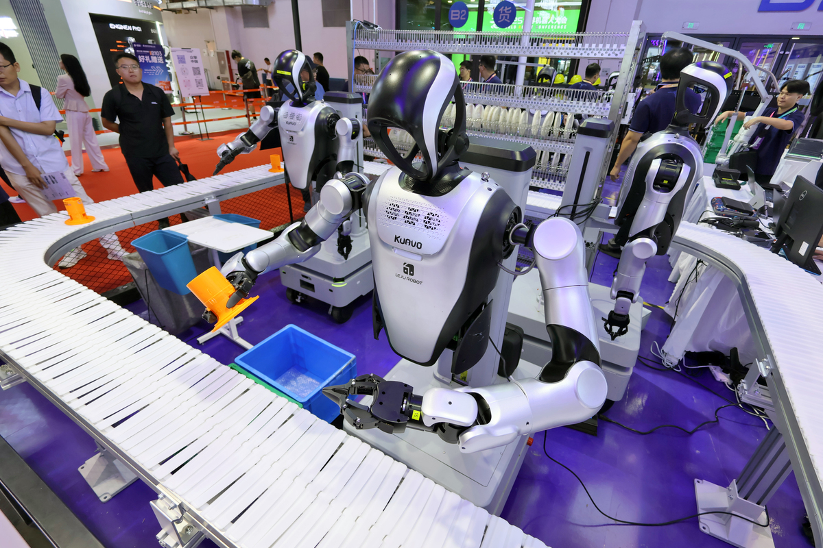 巡检机器人发展趋势：智能化、无人化、多功能化