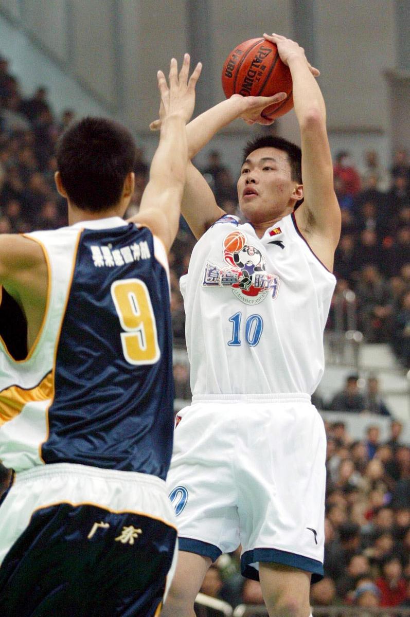 2003年11月19日,辽宁辽阳,03/04cba次轮,辽宁盼盼88-105广东宏远.刘相