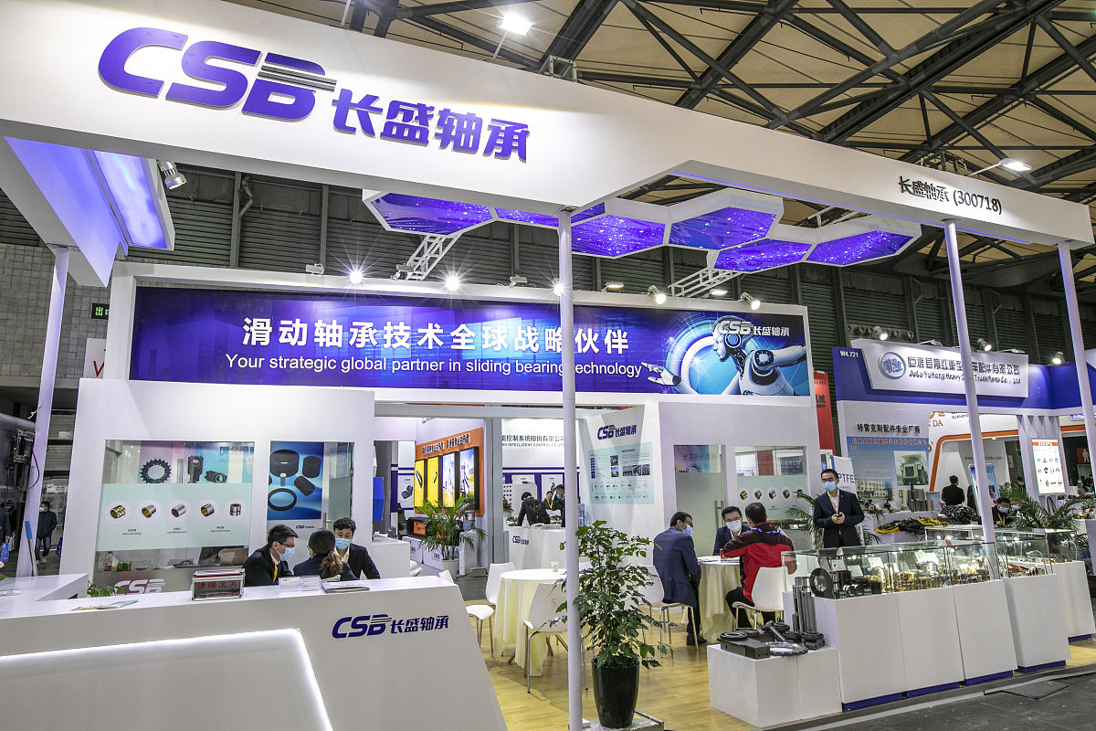 挖机租赁合同免费下载-可编辑模板