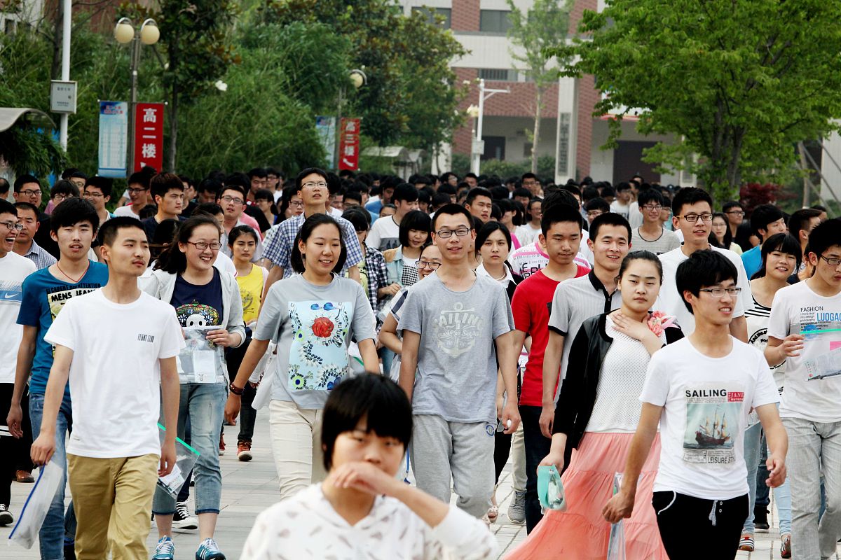 爱华学院适合初中毕业的学生去读吗