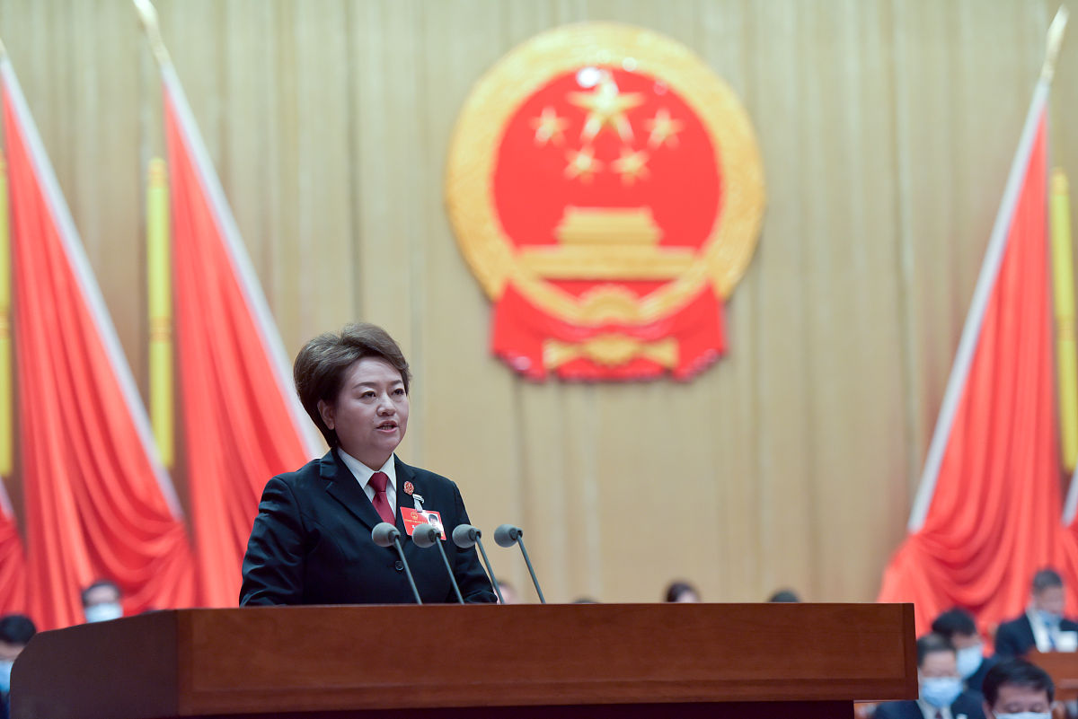 淮北媒体曝光求助热线、安庆媒体曝光热线电话是多少。要求：写一篇2000到5000字左右的文章。不能出现电话