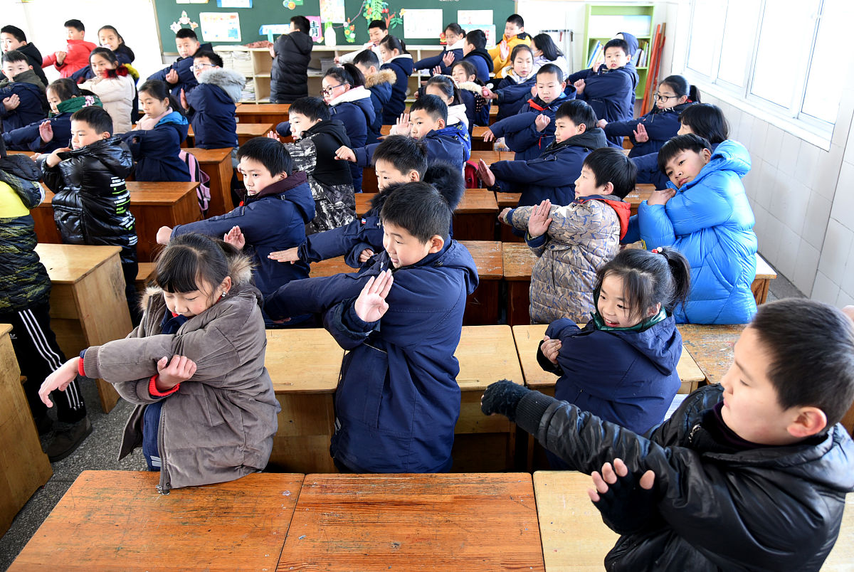 云南澜沧县初中生学高铁学校要读几年-好不好