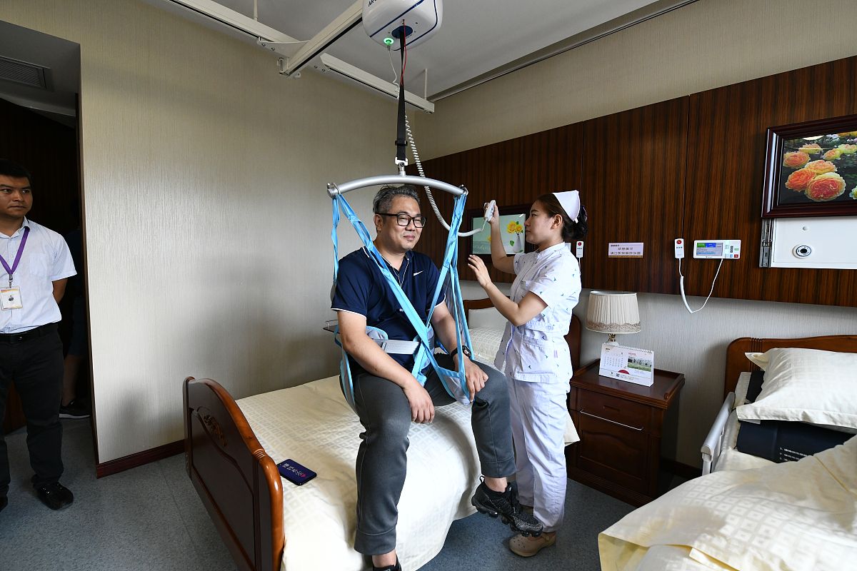 邯郸卫校学什么好？热门专业推荐及未来发展趋势