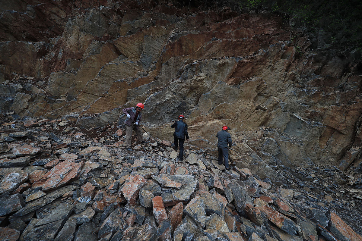 地质勘探与矿产普查专业详解 - 矿产资源开发、地质调查、环境保护等方向