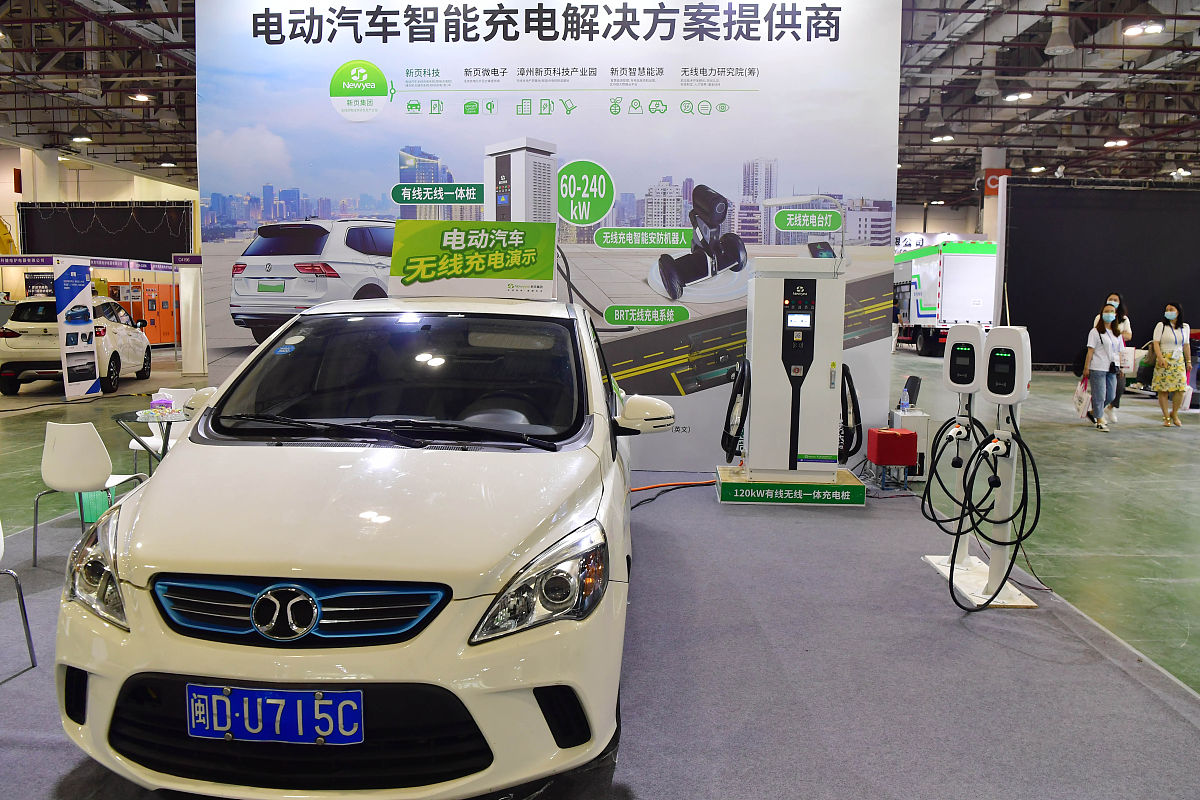 南充电动汽车技术学校招生简章 | 培养电动汽车技术人才的摇篮