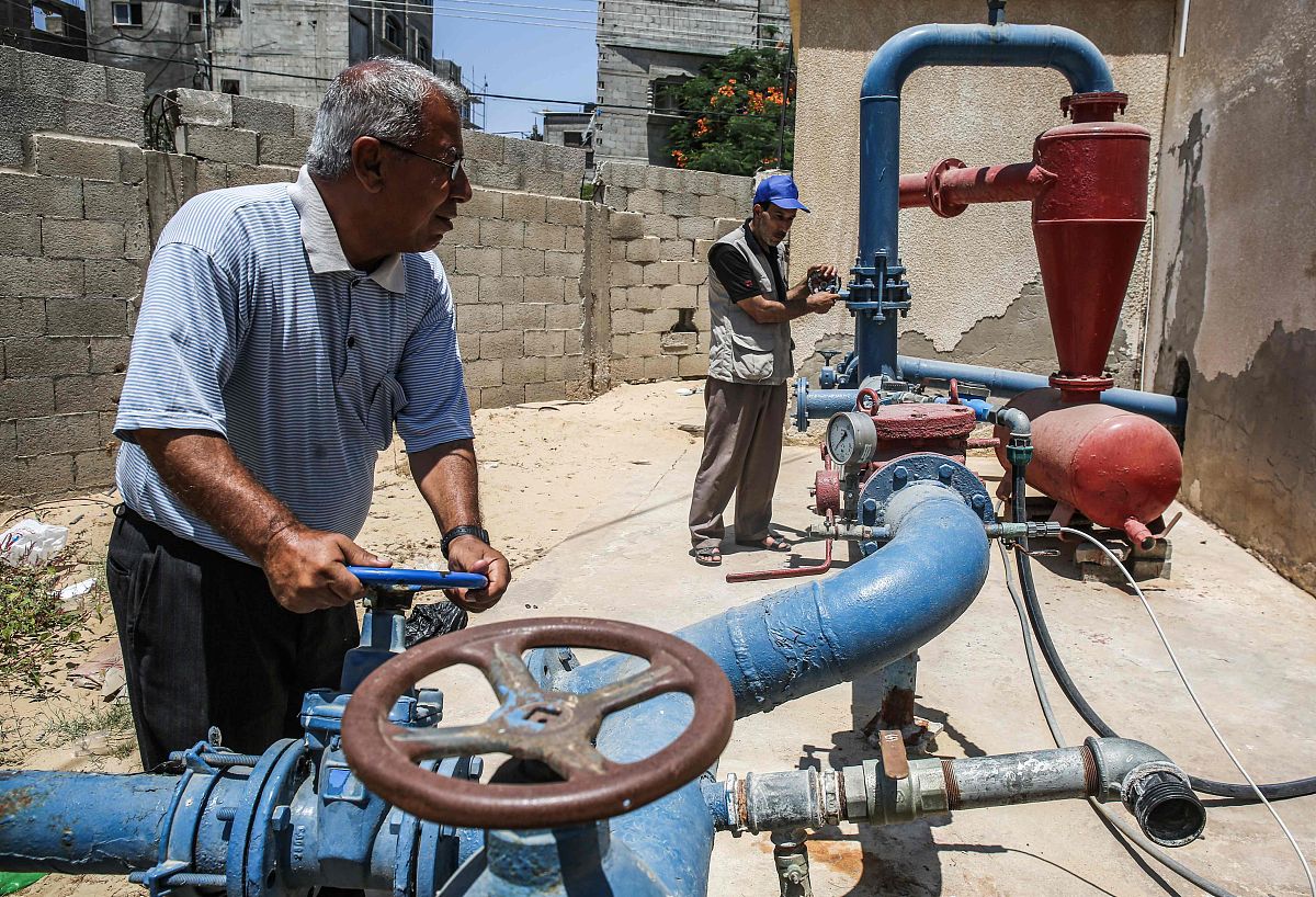 修仙小说中角色与反派经典冲突事件：13个精彩对决！