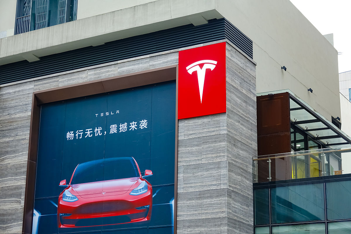 特斯拉售后服务响应速度：快吗？地区差异、联系方式和技术支持