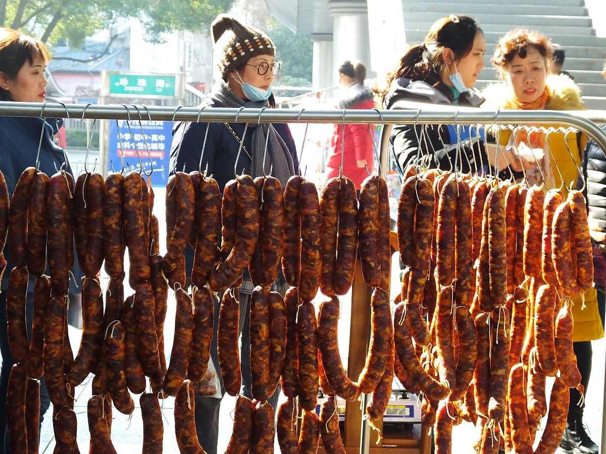 手工香肠家庭作坊方案：从产品到销售，助您开启美味事业
