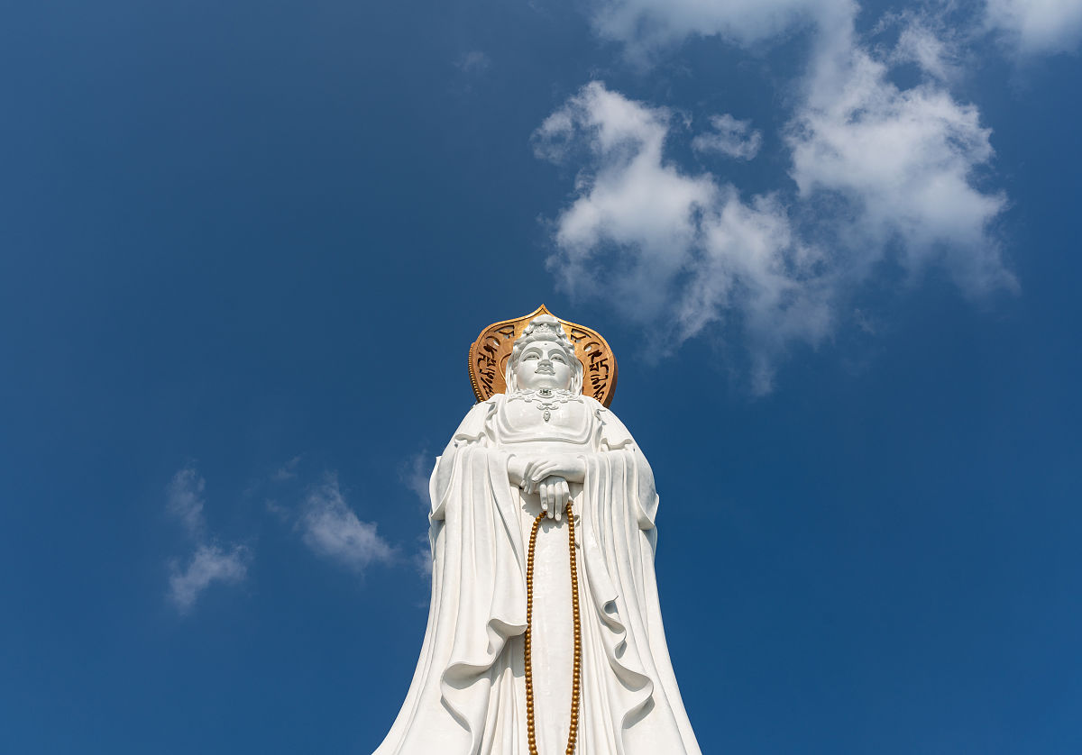 送子观音的故事：慈悲与希望的化身